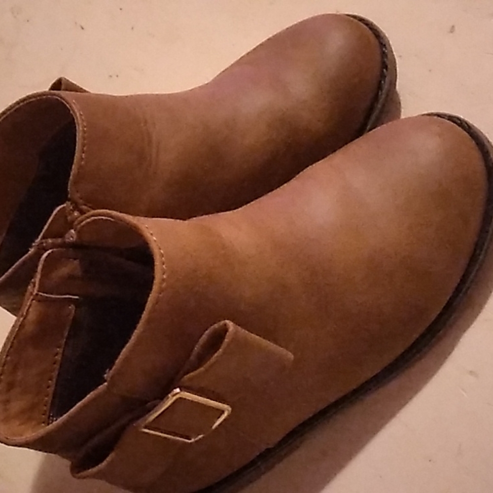 Toddler boots